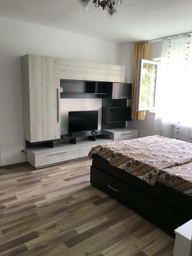 Appartement Apartament Untold à Turda Extérieur photo