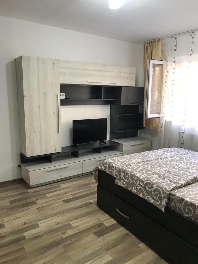 Appartement Apartament Untold à Turda Extérieur photo