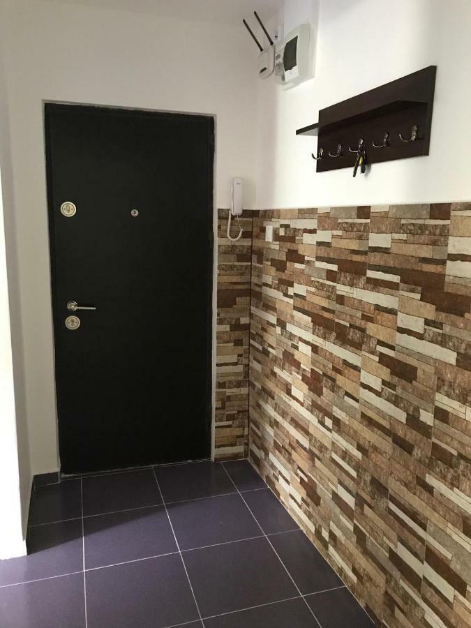 Appartement Apartament Untold à Turda Extérieur photo